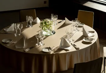 banquet room