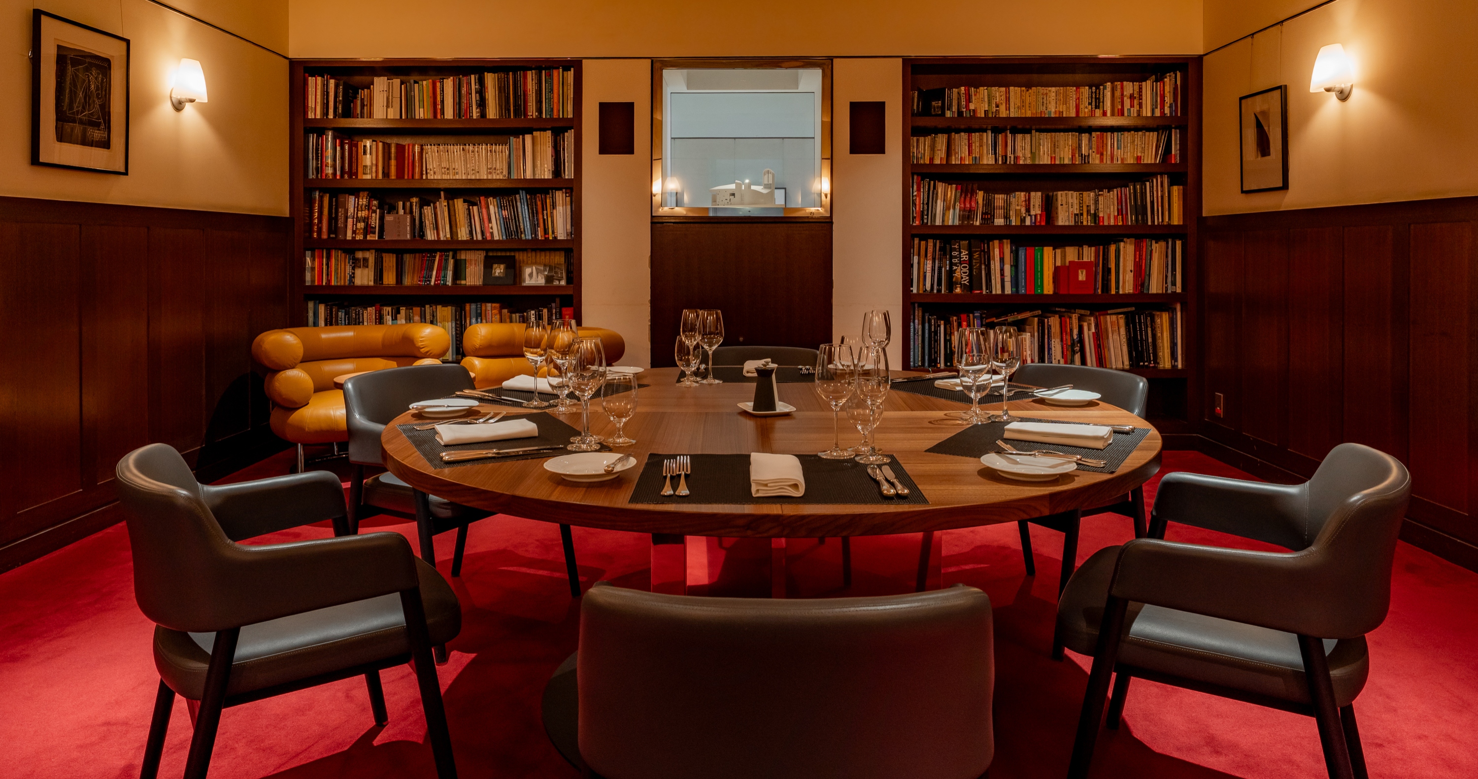 Continental Dining